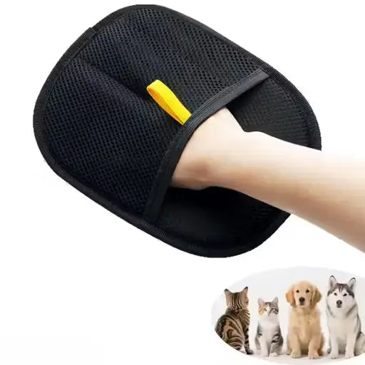 Pet grooming glove for dogs and cats